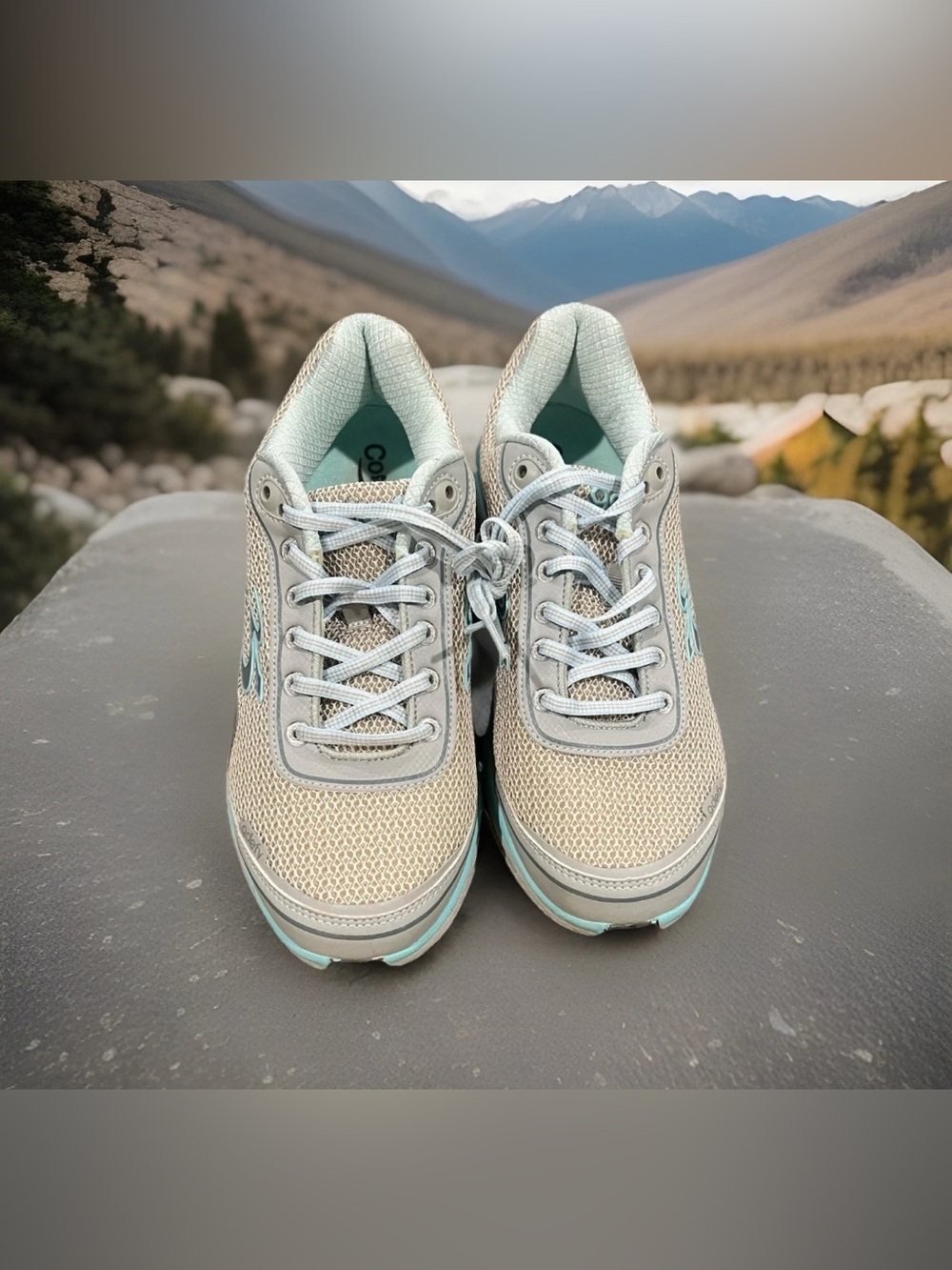 Women's Athletic Sneakers in Light Gray and Mint